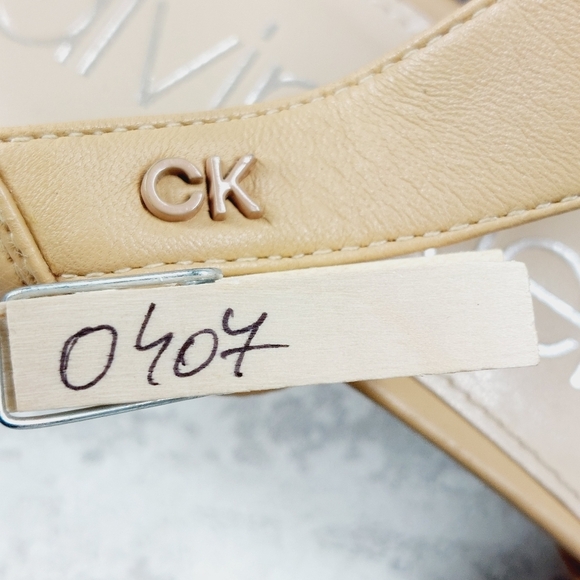 Calvin Klein Larin Leather Pointed Toe Tan Heeled Sandals O407 - Picture 16 of 16